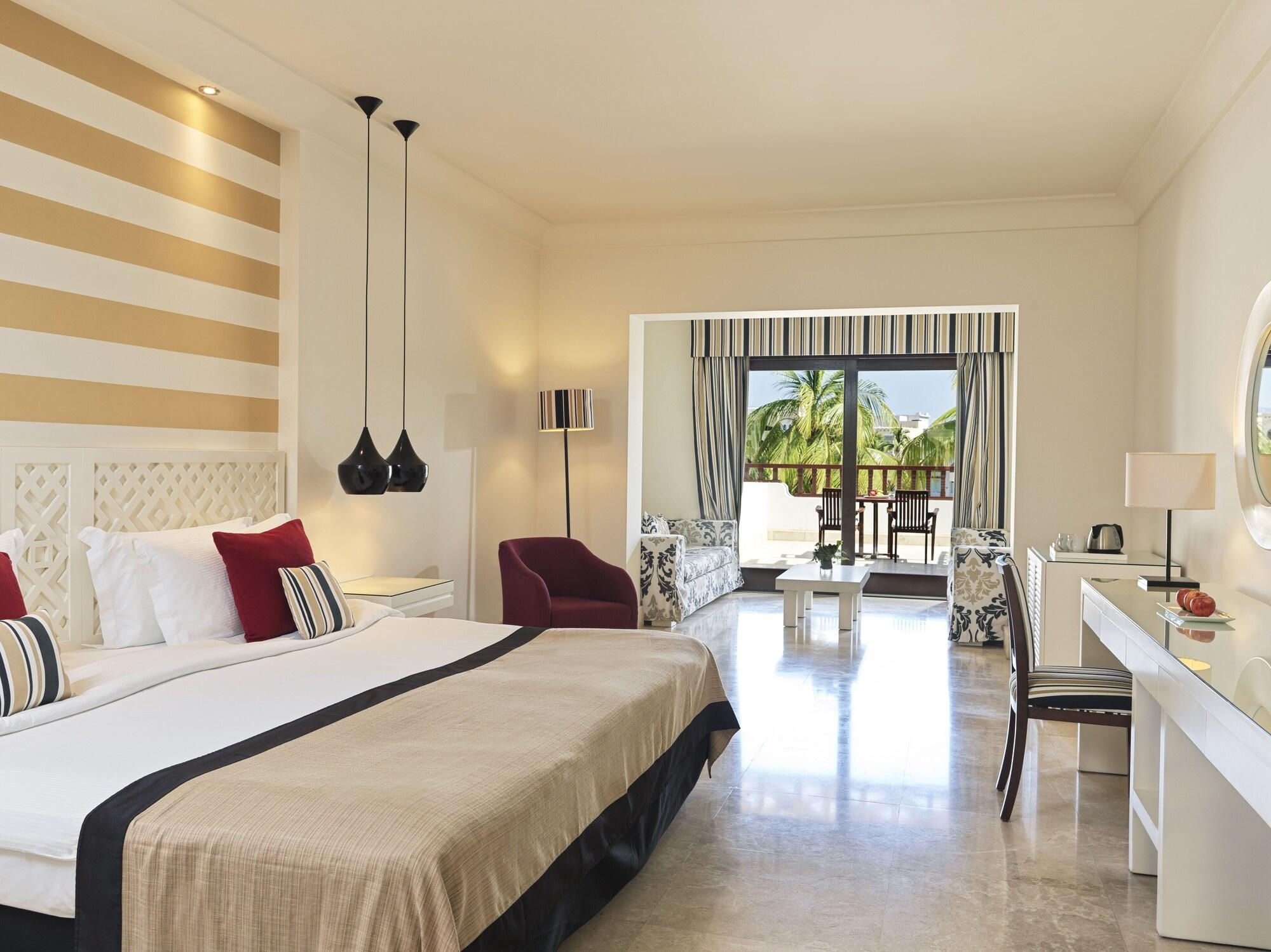 Juweira Boutique Hotel Salalah Exterior foto